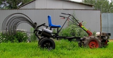 tracteur à conducteur marchant-agro-et-monté-sur-le-8